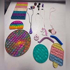 15 Piece Set Purple Sensory Body Sock Youth 6-9 + Fidget & Chew Necklace Lot